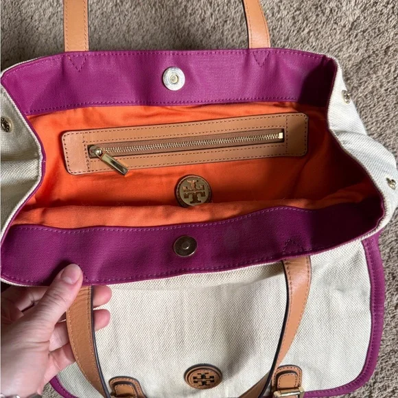 Authentic Tory Burch Fushia and Cream Pierson Mini Tote with Gold Hardware - Picture 3 of 11